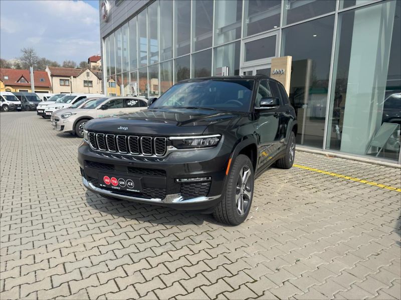 Jeep Grand Cherokee (2024) 2,0 4xe Plug-In 380k 8AT  Limi - fotka 3 z 19