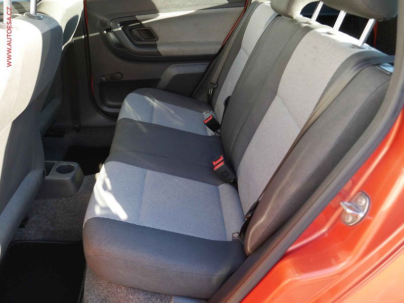 Škoda Fabia (2008) 1.2i, ČR, AC, tažné - fotka 10 z 15