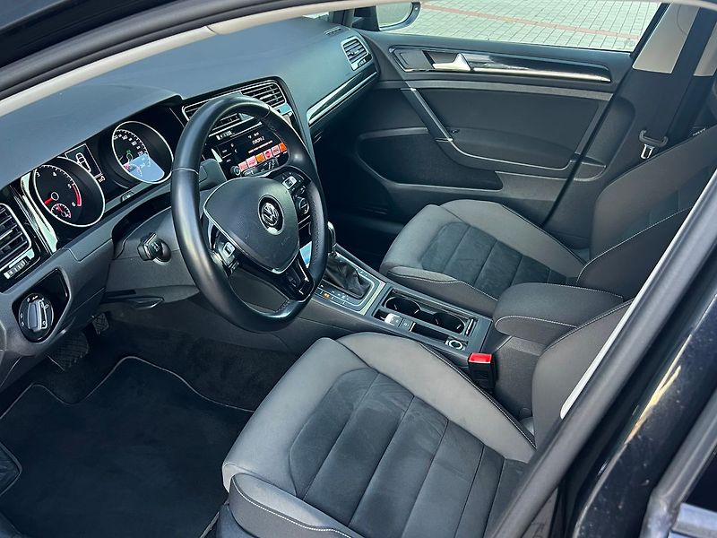 Volkswagen Golf 2.0 TDI-DSG-HIGHLINE - fotka 14 z 45