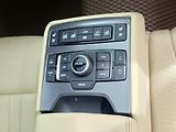 Hyundai Genesis V6 GDi 3,8 HTrac CZ,1 maj - náhled 21