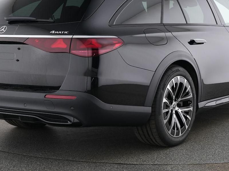 Mercedes-Benz Třídy E E300de 4M All terrain Premium+ - fotka 9 z 9