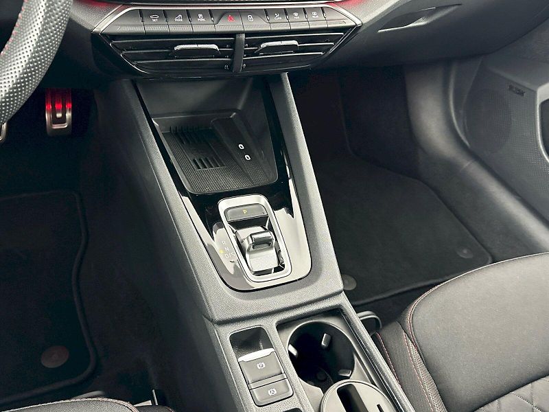 Škoda Octavia (2025) DSG 2.0TSI 195kW RS - fotka 25 z 36