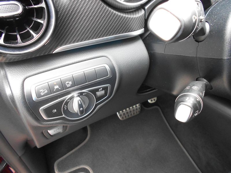 Mercedes-Benz Třídy V 300d 6míst 4Matic ČR 1.m DPH - fotka 10 z 24