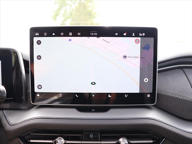 Škoda Kodiaq 2,0 TDi Sportline DSG 4x4 7-Mí - fotka 24 z 33