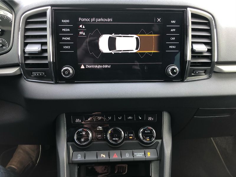 Škoda Karoq 2.0 TDi DSG 7st. AMBITION - fotka 22 z 29