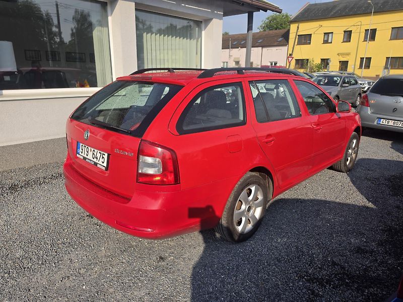 Škoda Octavia 2.0 TDI 4x4 Xenon  - fotka 4 z 28