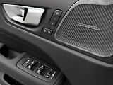Volvo XC60 (2026) B5 AWD AUT ULTRA BLACK EDITION - náhled 19