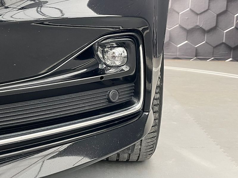 Ford S-MAX 2,5 HEV Titanium 7míst - fotka 36 z 70
