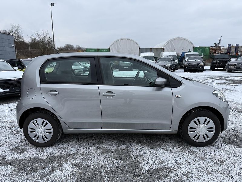 Volkswagen up! 1.0MPi 44kW Klima - fotka 4 z 16