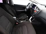 Kia Ceed (2012) 1.6 CRDi - náhled 9