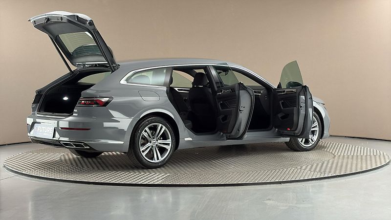 Volkswagen Arteon 2.0 TDI DSG R-Line Shooting Br - fotka 6 z 28