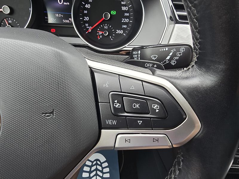 Volkswagen Passat 2.0TDI 110KW DSG BUSINESS ČR! - fotka 36 z 40