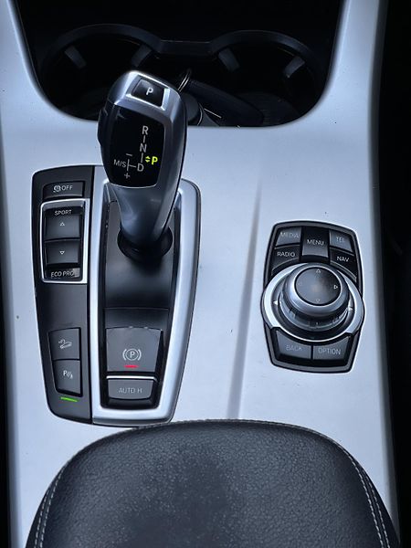 BMW X3 xDrive 20D AUTOMAT TEMPOMAT  - fotka 20 z 37