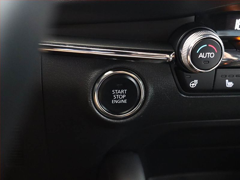 Mazda 3 (2023) 2.0 Skyactiv-G - fotka 20 z 20