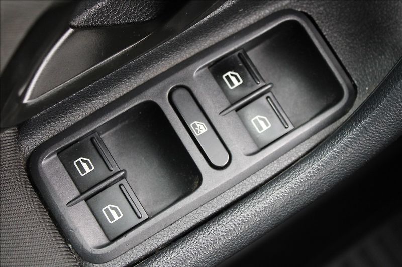 Škoda Roomster 1,2 TSI  NOVÉ V ČR,1.MAJITEL - fotka 13 z 41