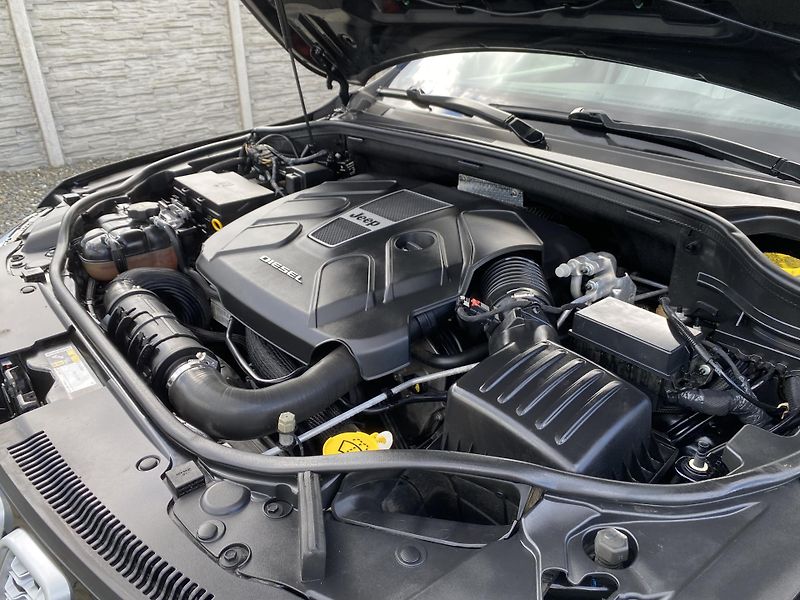 Jeep Grand Cherokee 3.0CRDi 4x4 SUMMIT EXTRA FULL! - fotka 92 z 181