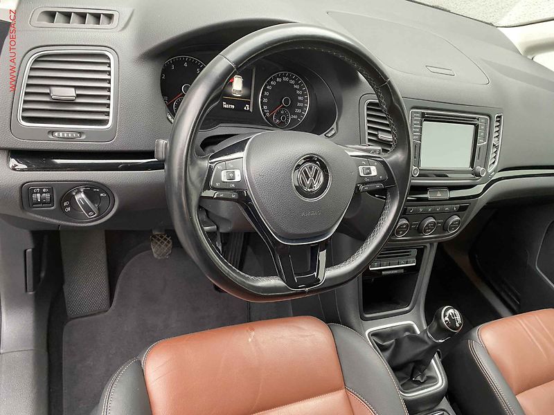 Volkswagen Sharan (2017) 1.4 TSi, Highline, TZ - fotka 13 z 20