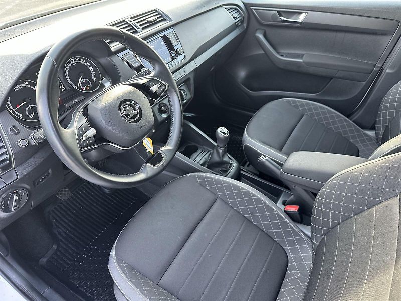 Škoda Fabia (2021) Combi 1.0 TSI Ambition + - fotka 7 z 24