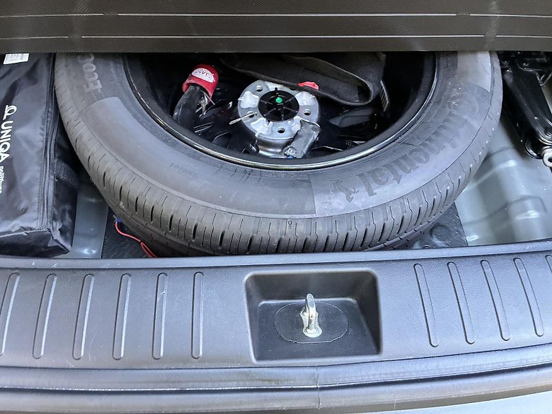 Hyundai Tucson 1.6T-GDi 110kW SMART TAŽNÉ     - fotka 29 z 31