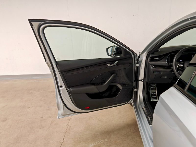 Škoda Octavia (2025) 1.5 TSI 110 kW Sportline - fotka 22 z 33