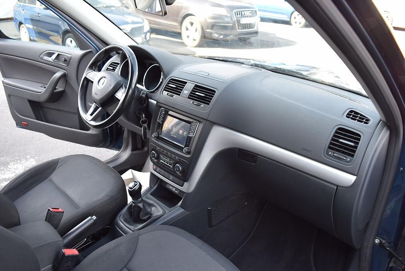 Škoda Yeti (2017) 1.4TSI 92kw AMBITION TAŽ NAVI  - fotka 30 z 41