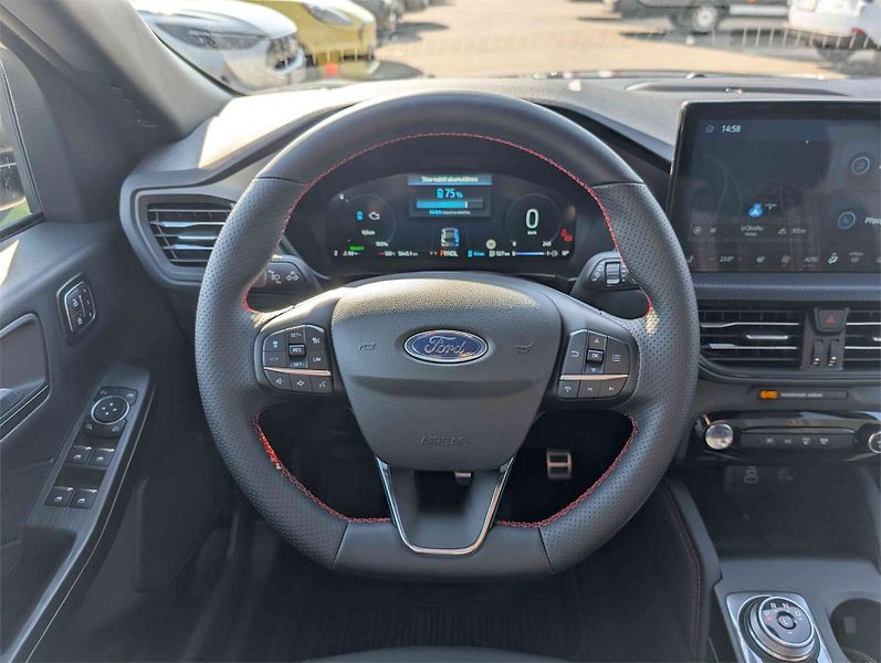 Ford Kuga ST-Line X, 5dveřová, 2.5 Durat - fotka 18 z 23