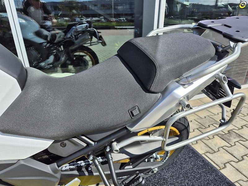 CFMOTO (2026) 700 MT Adventure - fotka 34 z 39