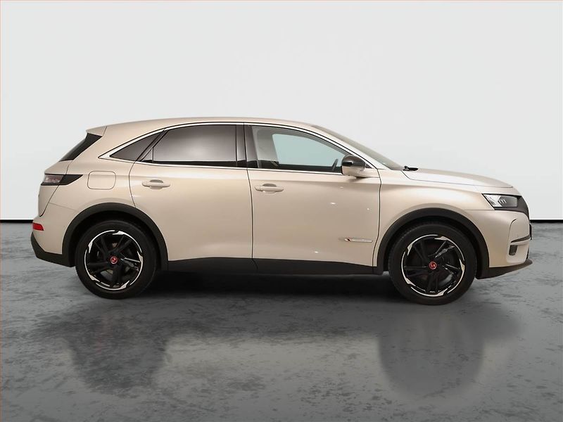 DS Automobiles DS7 Crossback (2021) E-Tense 4x4 - fotka 6 z 31