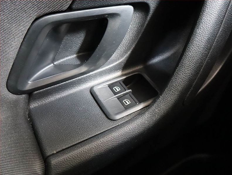 Škoda Roomster (2011) Ambition 1.2 TSI - fotka 19 z 19