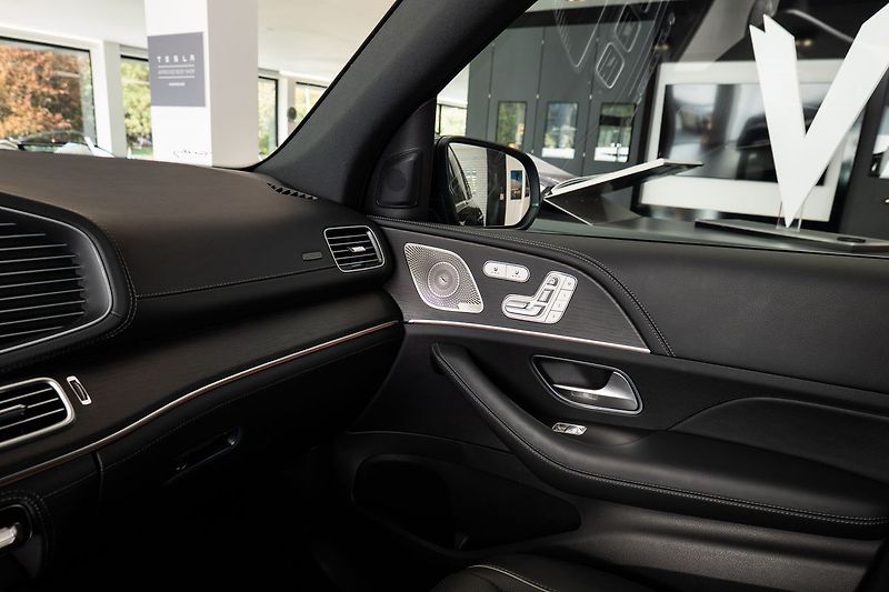 Mercedes-Benz GLS 450d 4MATIC - fotka 20 z 27