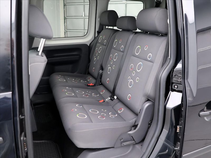 Volkswagen Caddy 1,6 TDI 75kW DSG Tažné Serv.Kn - fotka 14 z 34