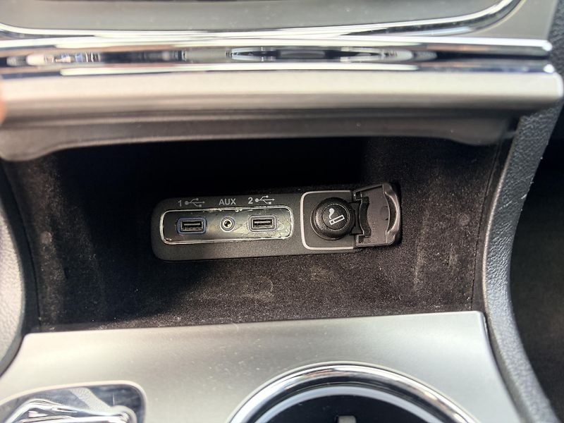 Jeep Grand Cherokee 3.0 V6 CRD 184KW - fotka 28 z 47