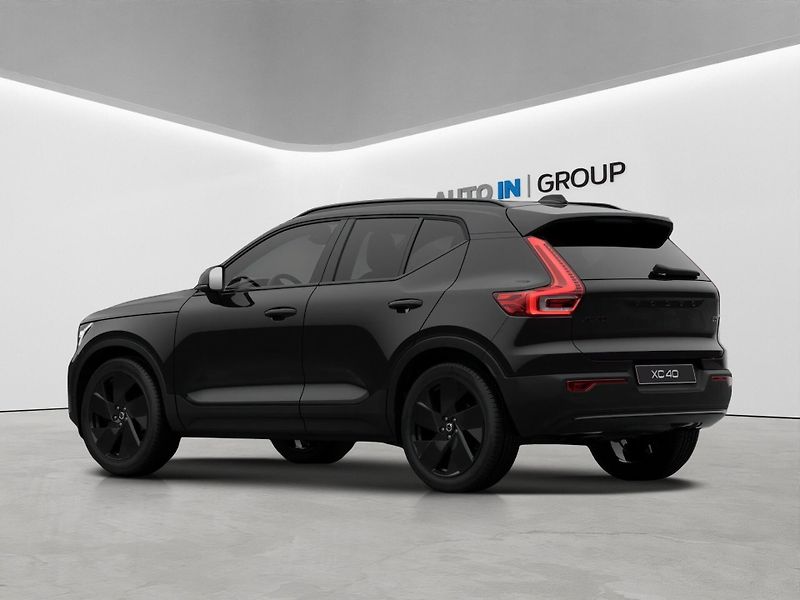 Volvo XC40 (2026) Black Edition B3 Plus,360°KAM. - fotka 4 z 10