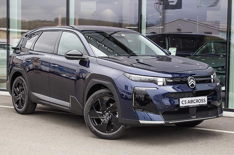 Citroën C5 Aircross (2026) 1,2 MAX Hybrid 145k+TAŽNÉ+ZIMA - fotka 3 z 6