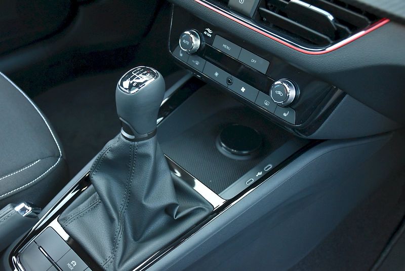 Škoda Scala (2026) Monte Carlo 1,0 TSI 85 kW 6° m - fotka 35 z 40