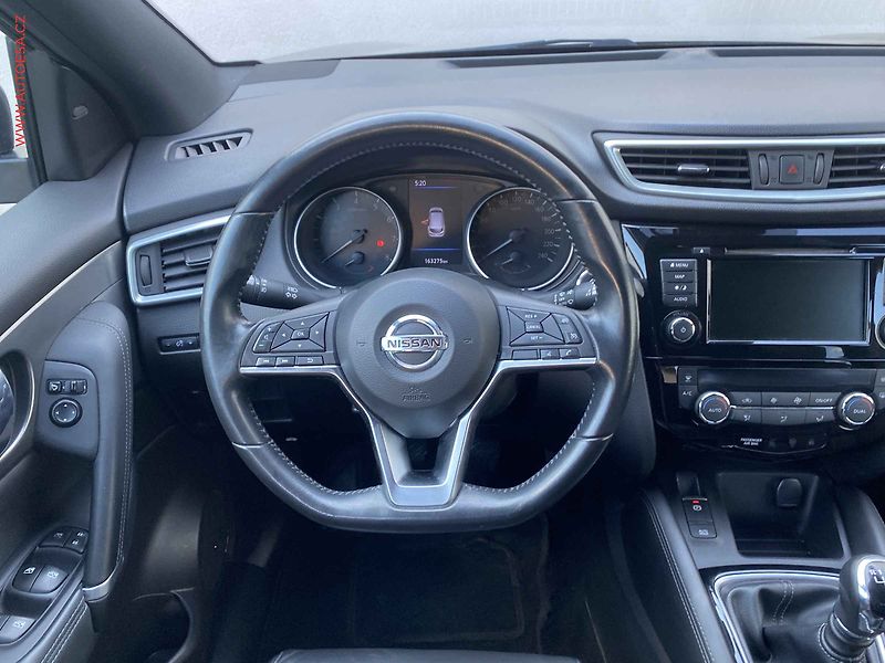 Nissan Qashqai (2020) 1.3TCe, 2.maj,ČR, Klima - fotka 11 z 18