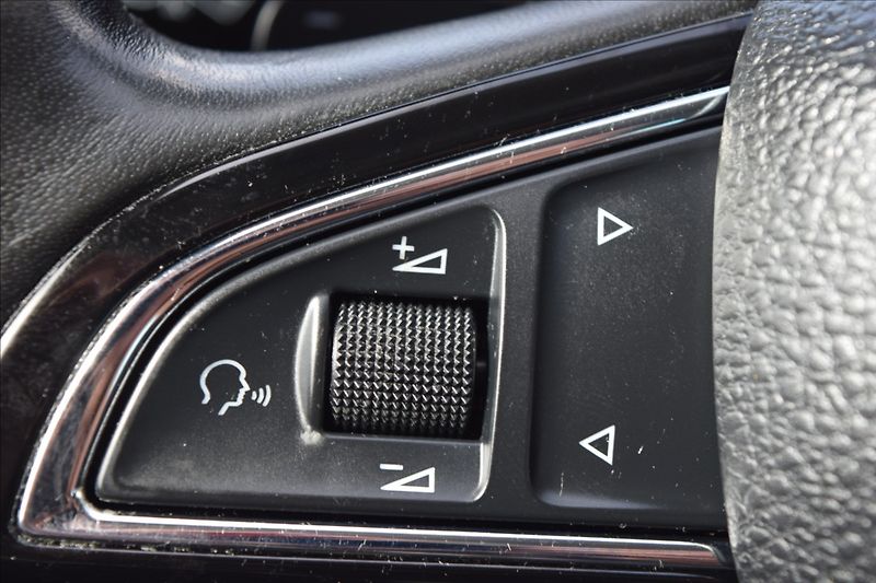 Škoda Octavia 2,0 TDI 110KW DSG NAVIGACE ALU - fotka 28 z 47