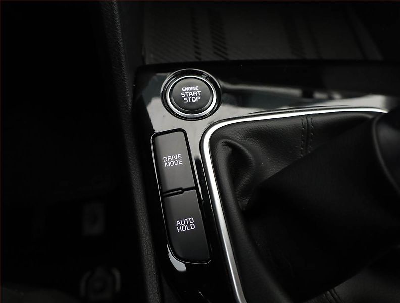 Kia Sportage (2022) 1.6 T-GDI - fotka 17 z 21