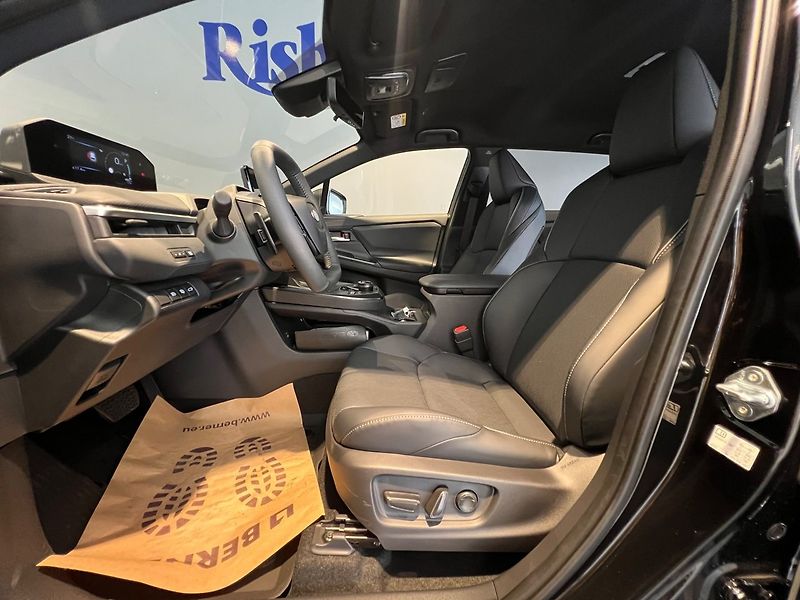 Subaru E-Outback 74.7 kWh AWD Comfort H/K Venti - fotka 9 z 18