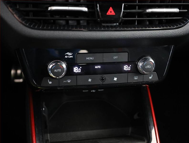 Škoda Fabia (2026) 1.0 TSI, MONTE CARLO, AUTOMAT - fotka 14 z 20