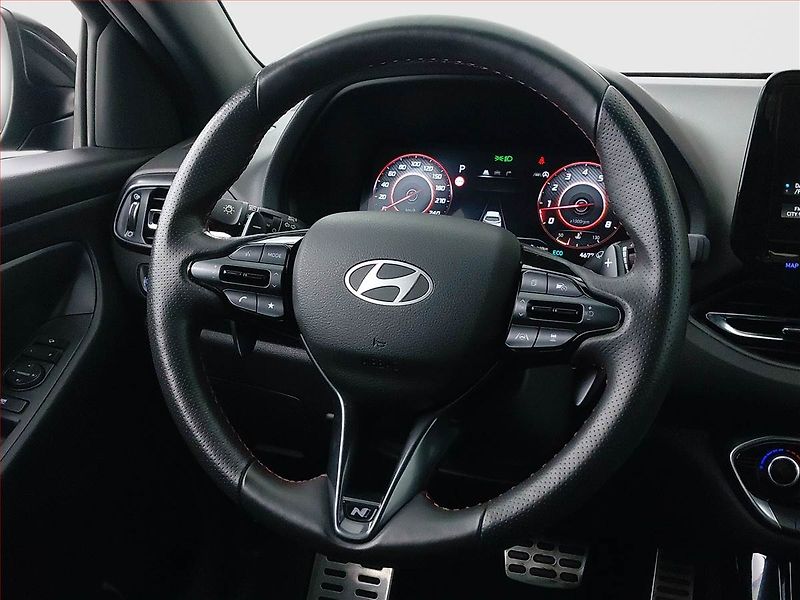 Hyundai i30 (2024) N-Line 1.5 T-GDI MHEV 48V - fotka 21 z 21