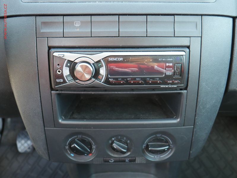 Škoda Fabia (2005) 1.2HTP, 2.maj,ČR, servis - fotka 13 z 15