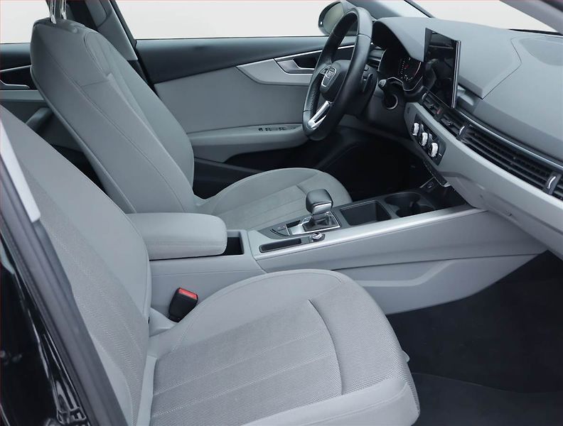 Audi A4 (2022) 35 TDI, Automat, Navi - fotka 9 z 24