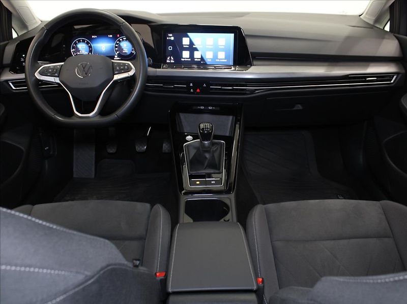Volkswagen Golf 1,5 TSI 110kW Style Var. 63tkm - fotka 8 z 24
