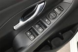 Hyundai i30 (2018) 1.6 CRDi, Navi, Tempomat - náhled 14