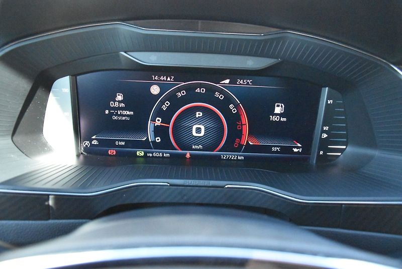 Škoda Superb (2021) Sportline 1.5 TSI DSG - fotka 16 z 35