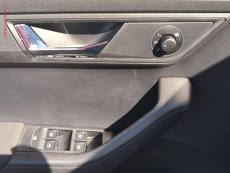 Škoda Fabia (2019) 1.0 TSI, 2.maj,ČR, LED - fotka 19 z 21