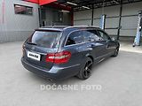 Mercedes-Benz Třídy E (2010) 3.0 CDi E 350 4Matic, ČR - náhled 1