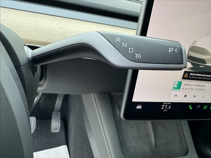 Tesla Model Y 0,0 RWD SoH 94% - fotka 28 z 50