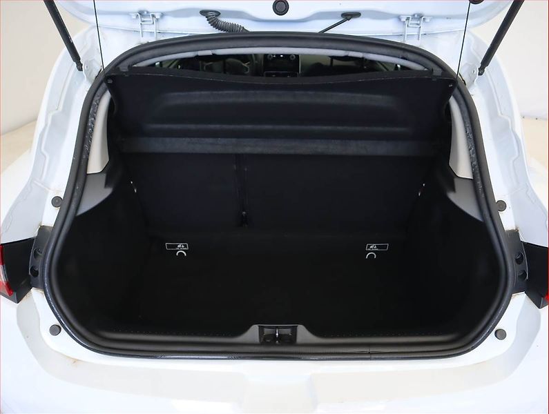 Renault Clio (2018) 1.2 16V, Tempomat - fotka 14 z 17
